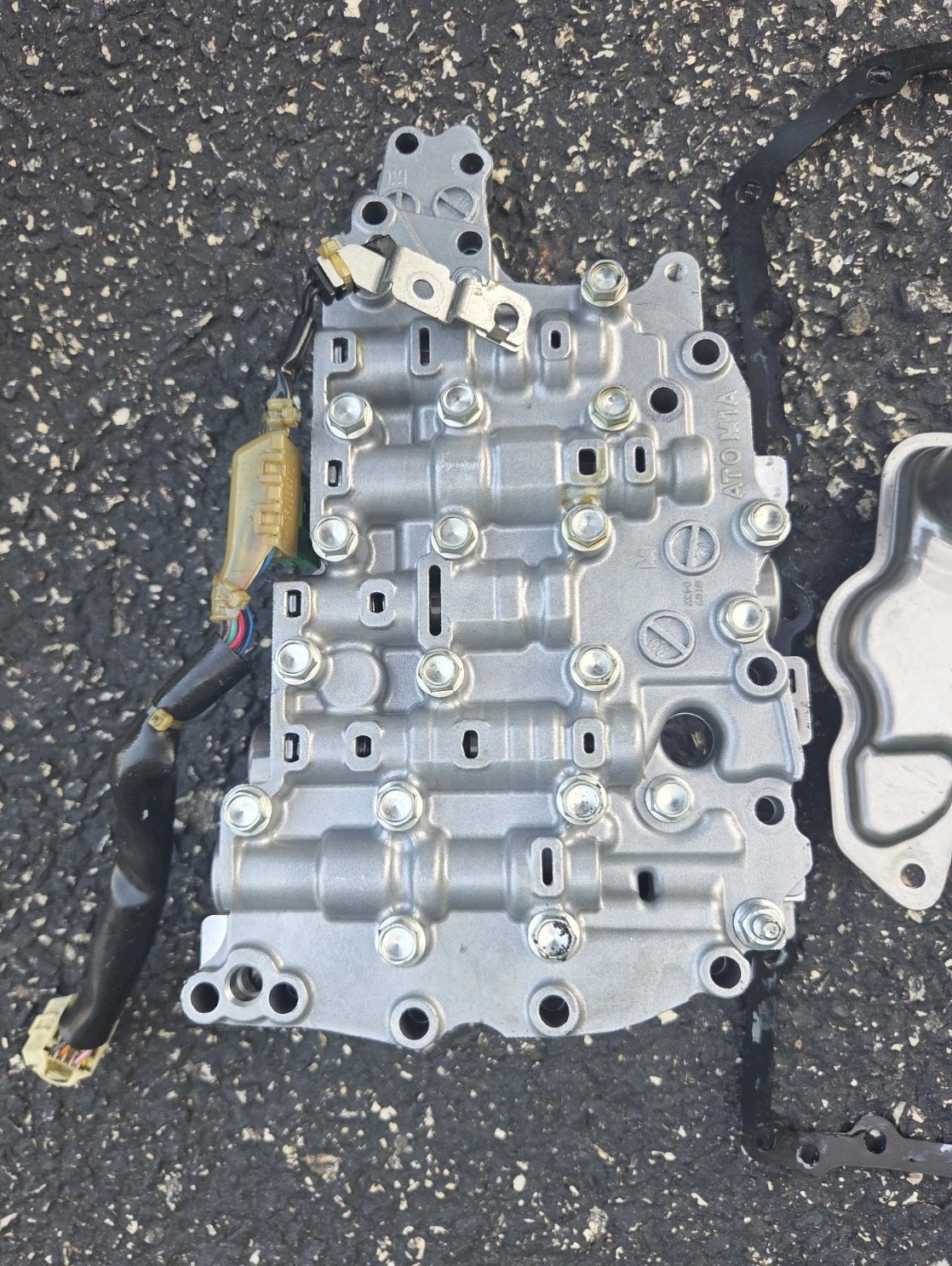 Genuine OEM Nissan JF017E RE0F10E CVT Valve Body Core Pathfinder Murano Maxima