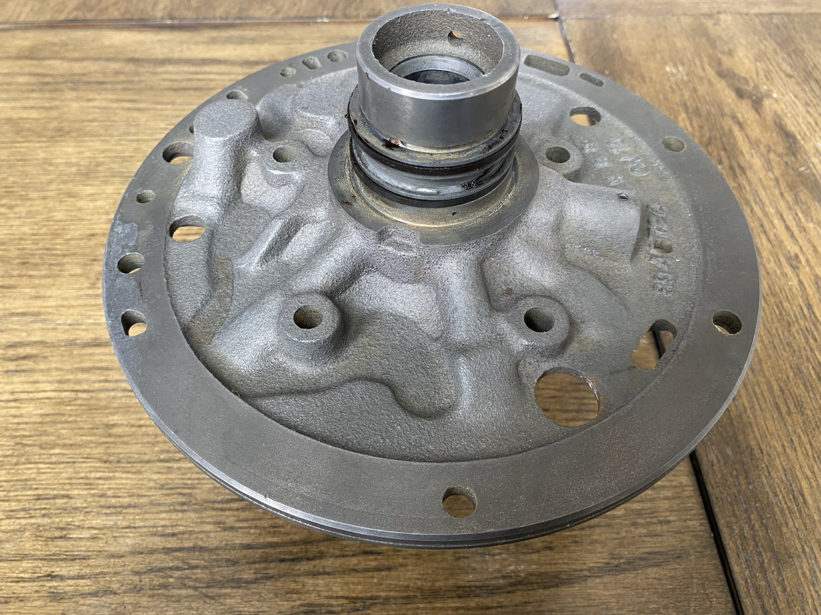 NOS GM 1962-74 Aluminum Powerglide Transmission Front Pump Cover Stator Support