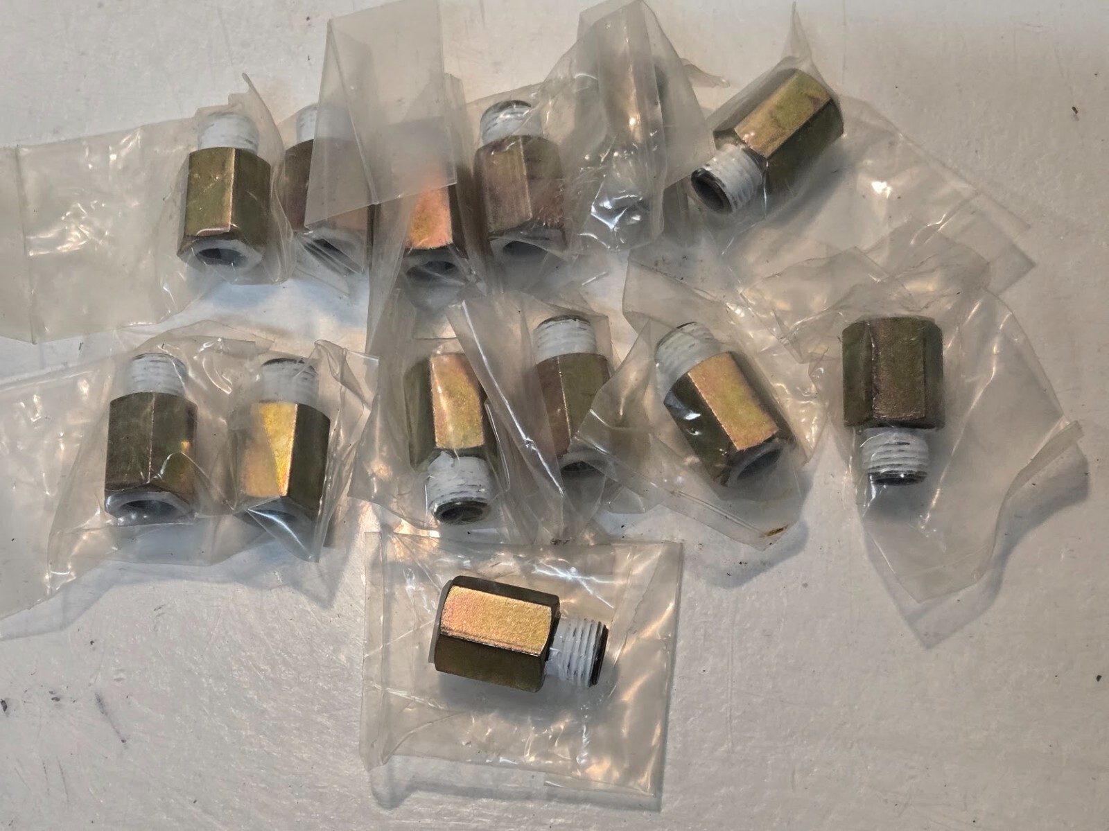 13 Quantity of 3/8″ x 5/16″ Transmission Cooler Line Fittings for Ford (13 Qty)