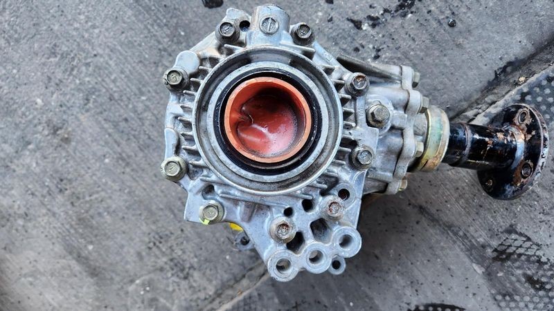 2013 Infiniti JX35 Transfer Case Assembly CVT ID 33100-JP11C OEM