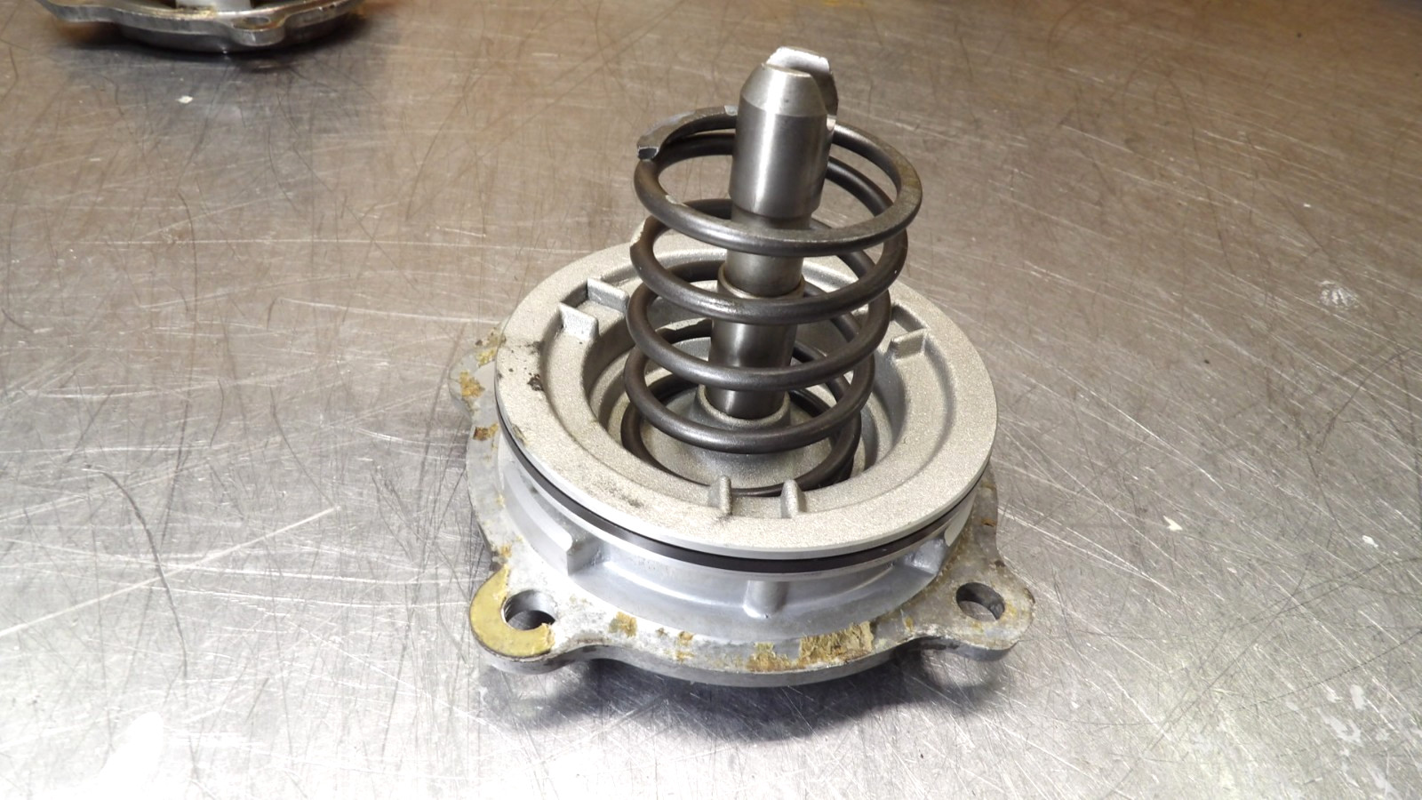 Ford C-4 Automatic Transmission ” Intermediate Band Servo ” Very Good