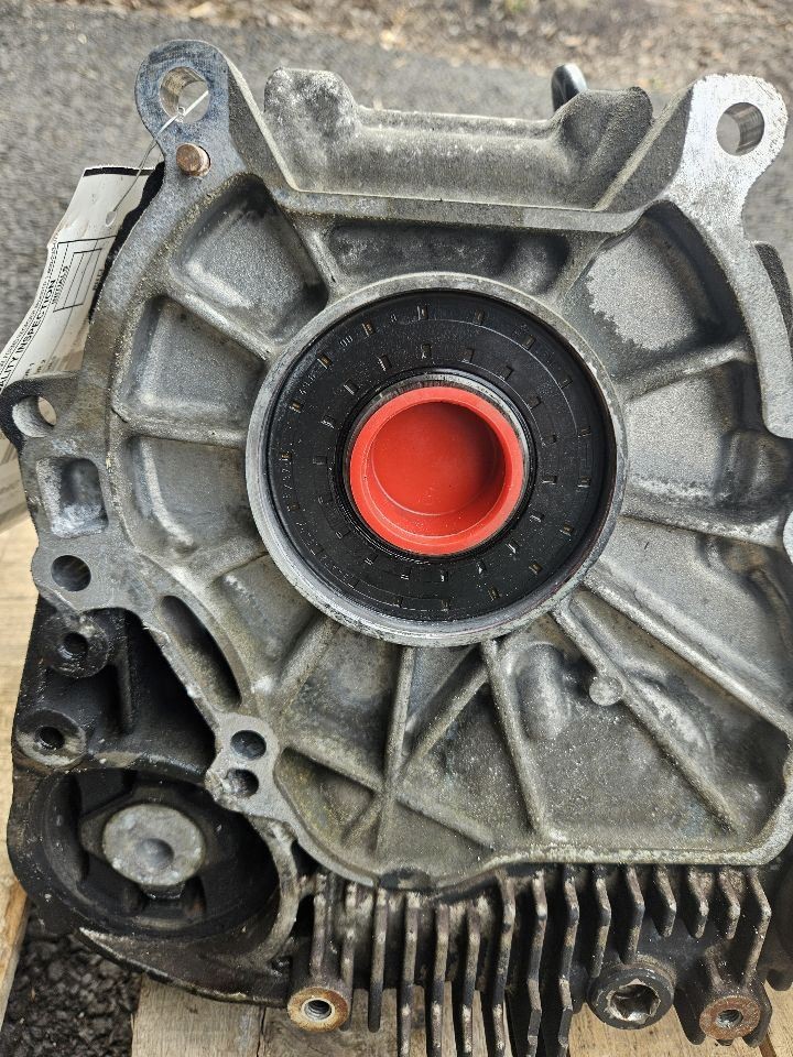 2007-2013 BMW 328i xDrive AWD Transfer Case Coupe OEM