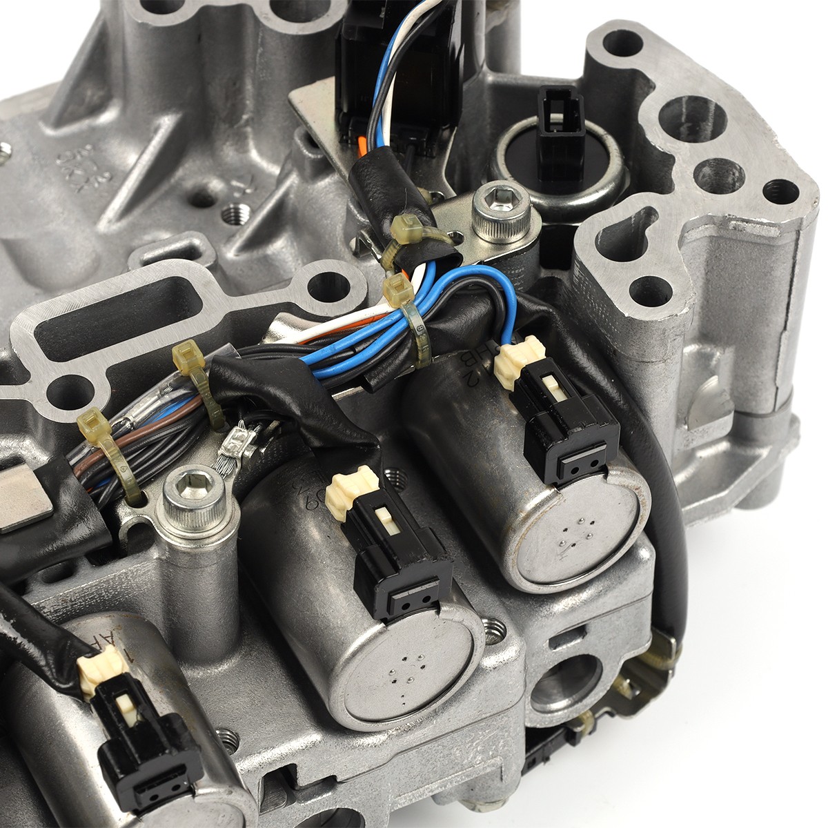 Transmission Valve Body & Solenoid For Nissan Altima Sentra Versa RE0F11A JF015E