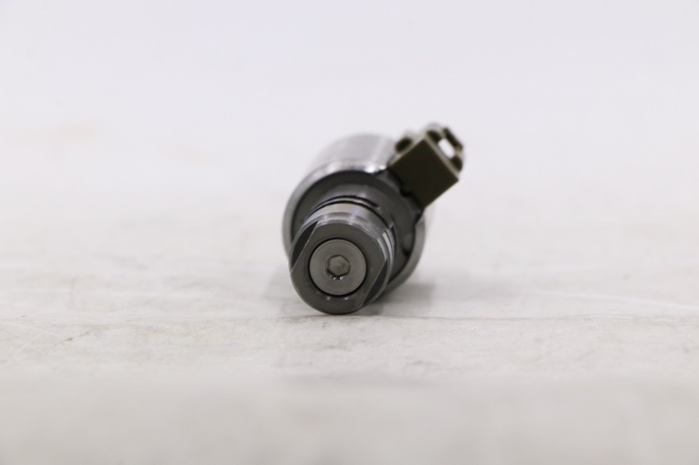 35280-60010 Transmission Lock-Up Control Solenoid For 2005-2006 Toyota Tacoma