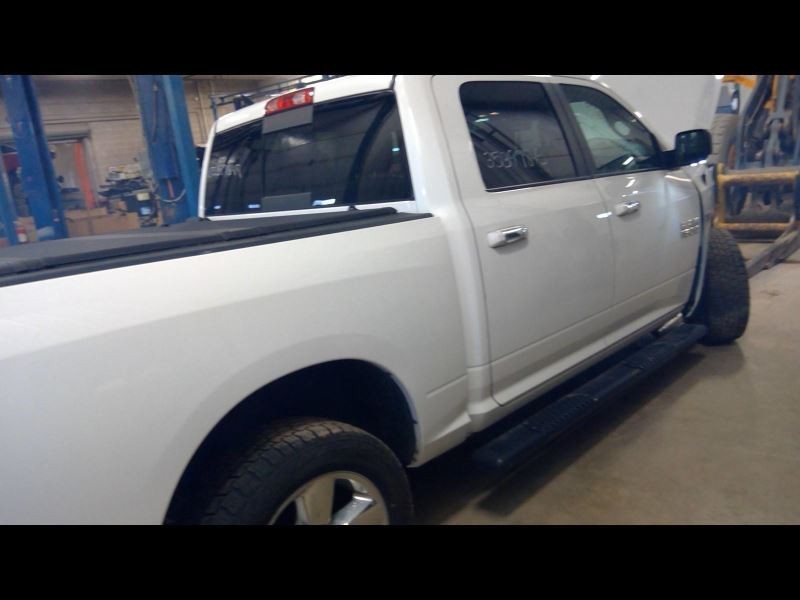 Transfer Case Classic Style 5 Lug Wheel Fits 11-20 DODGE 1500 PICKUP 889588