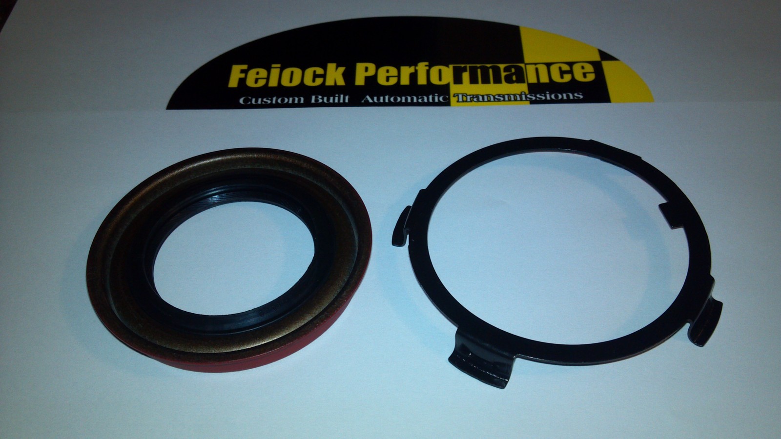 200-4R 700-R4 4L60E Front Pump Seal – National Brand – Torque Converter Seal