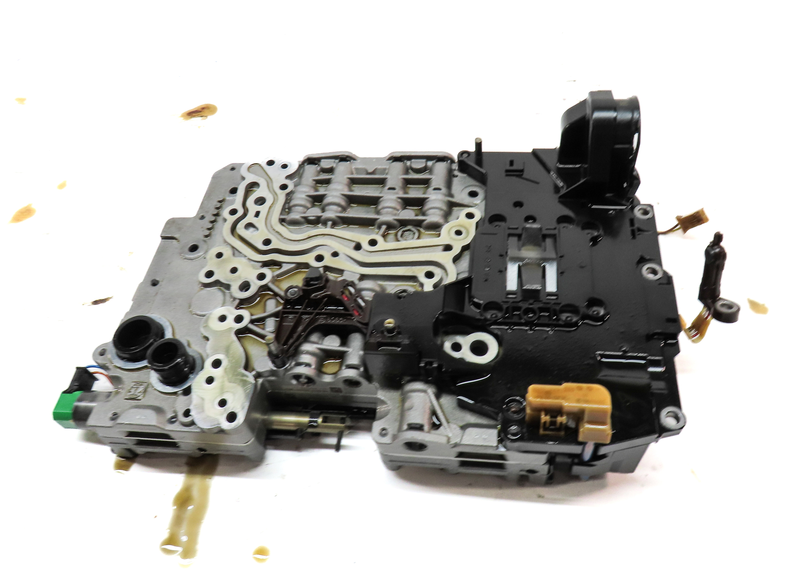15-18 BMW X3 X4 X5 X6 (F15 F16 F25 F26) 8HP-45 A/T AUTO TRANSMISSION VALVE BODY