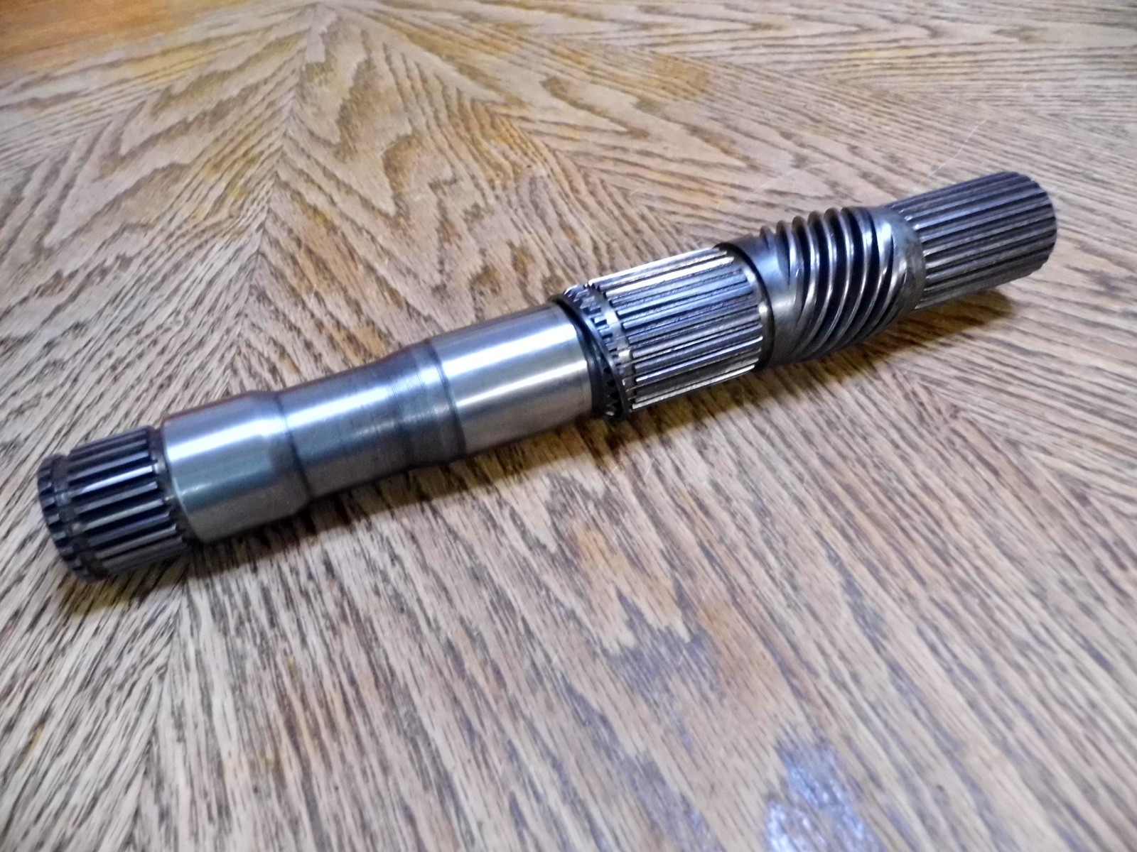 THM 350 OUTPUT SHAFT 4×4 4WD 9 5/8 Length