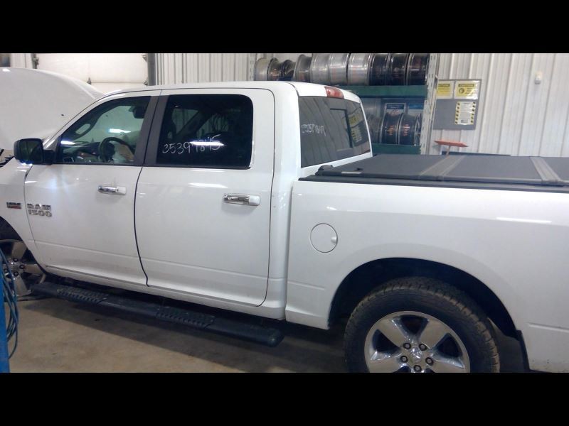 Transfer Case Classic Style 5 Lug Wheel Fits 11-20 DODGE 1500 PICKUP 889588
