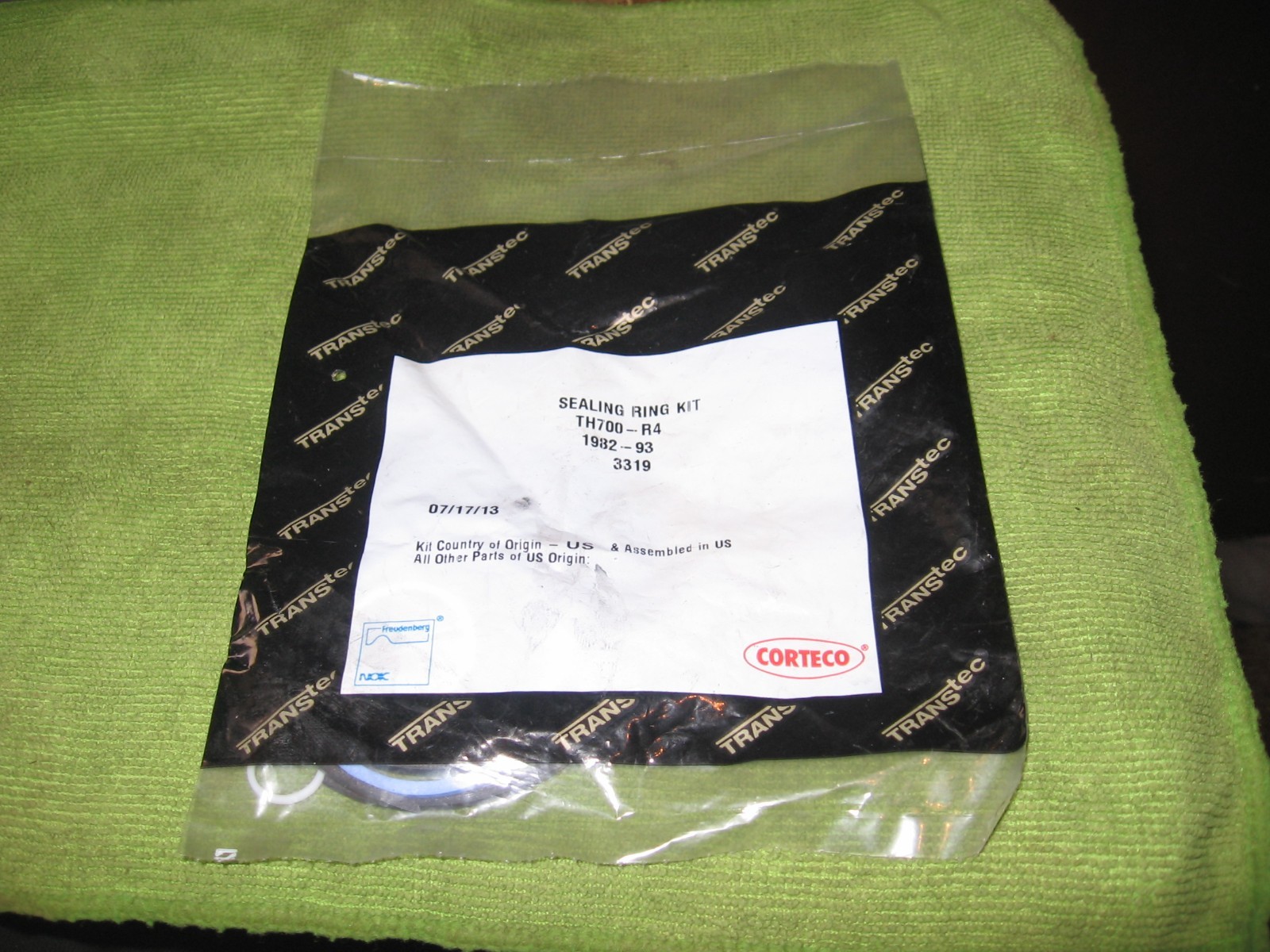 NEW 700R4 4L60 GM TRANSMISSION TEFLON SEALING RINGS KIT SPX FILTRAN 1982-93