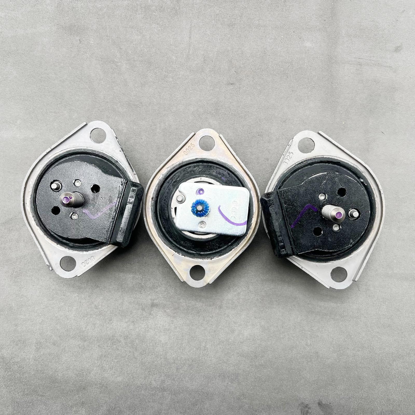 196865, 2×226572 Engine & Transmission Mount kit for Maserati Quattroporte GT GC