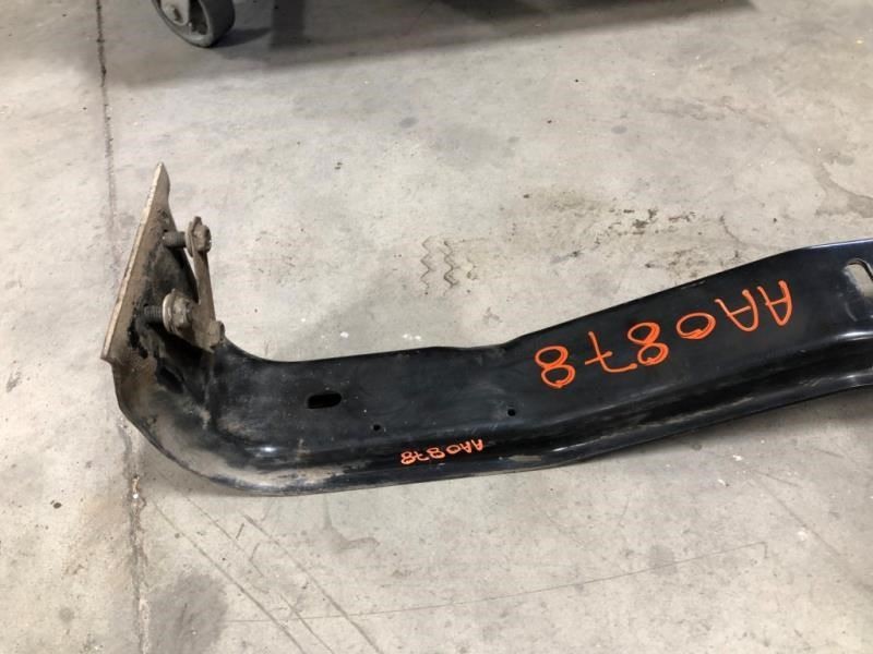 99 Ford F350 Super Duty USED 7.3L 4×2 Transmission Crossmember Mount