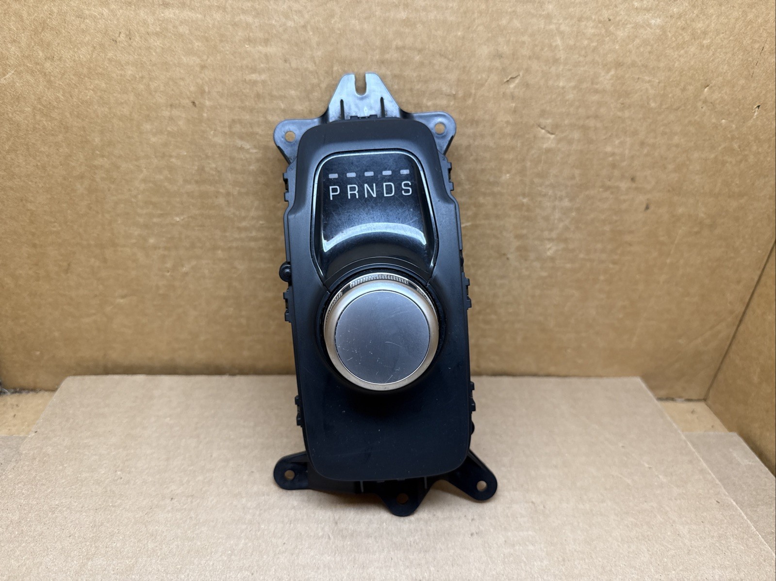 2015-2016 Chrysler 300 Transmission Shifter Mopar OEM 56054497AI