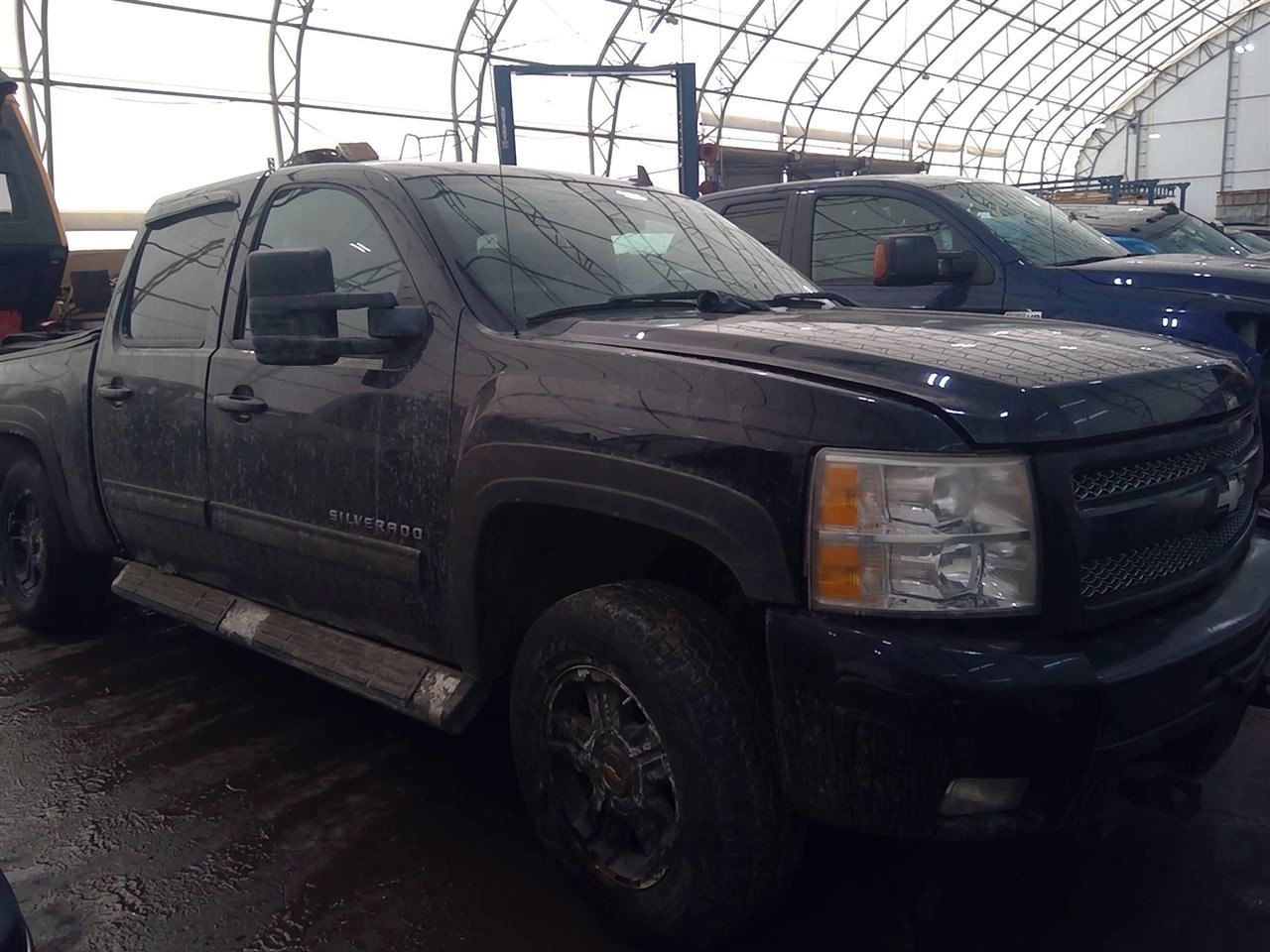 Automatic Transmission 4WD Fits 10-11 AVALANCHE 1500 6998490