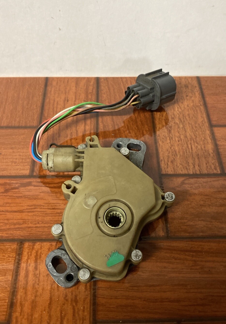 99-04 Land Rover Discovery 2 Neutral Safety Switch Transmission Position XYZ OEM