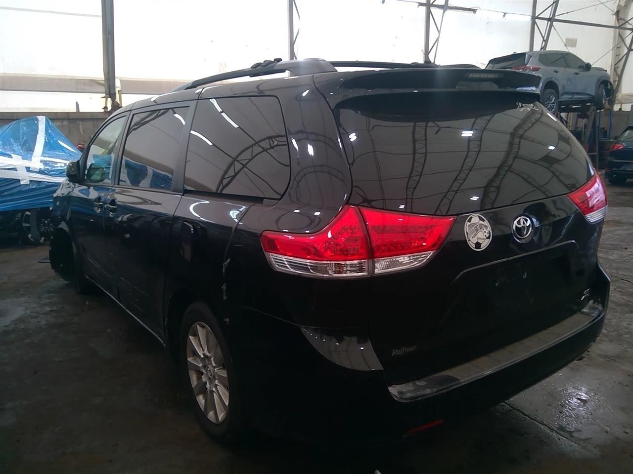 Automatic Transmission 6 Cylinder AWD Fits 11-16 SIENNA 6978794