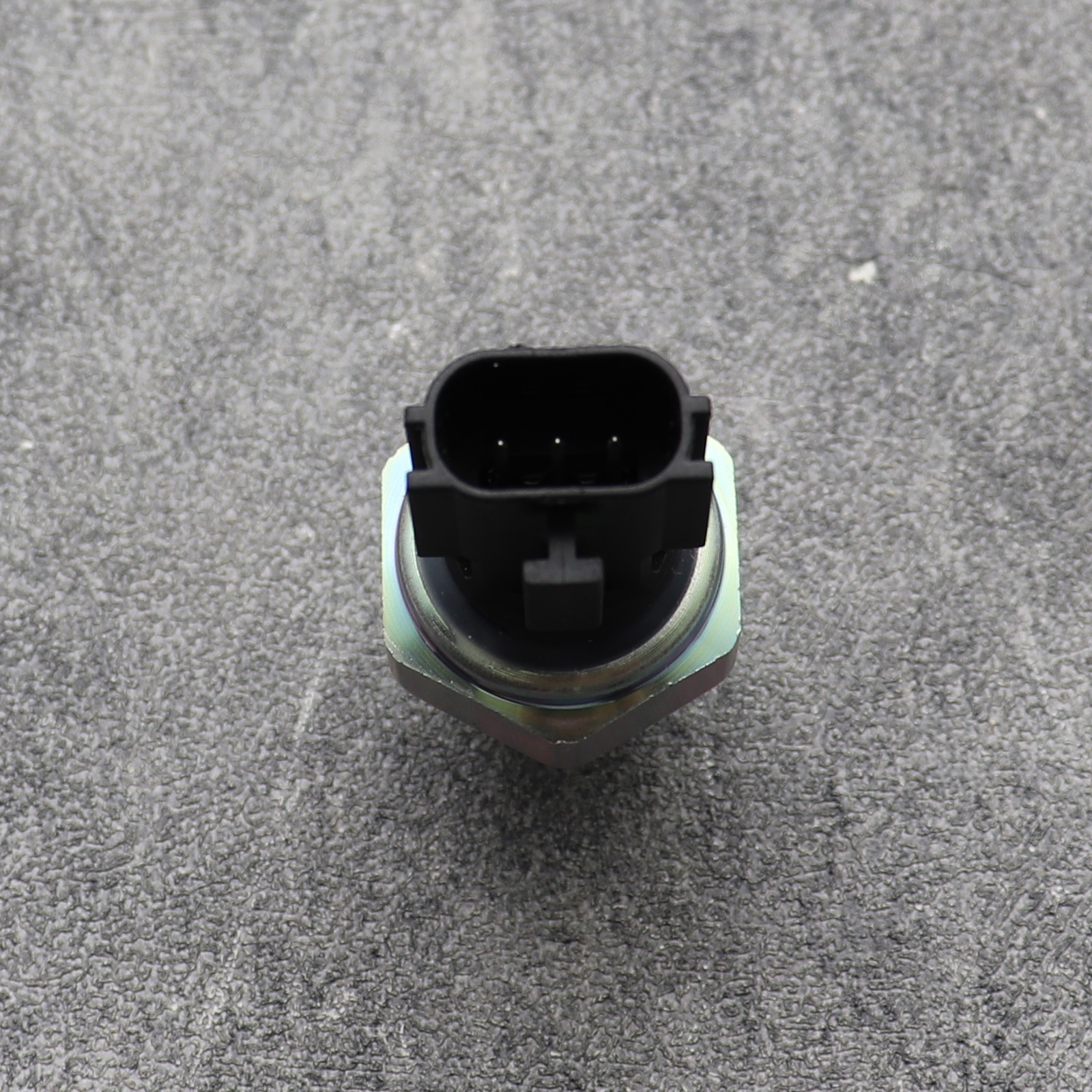 Pressure Sensor Fits For 2010-2012 Subaru Outback Legacy 2.5L 31878-AA010