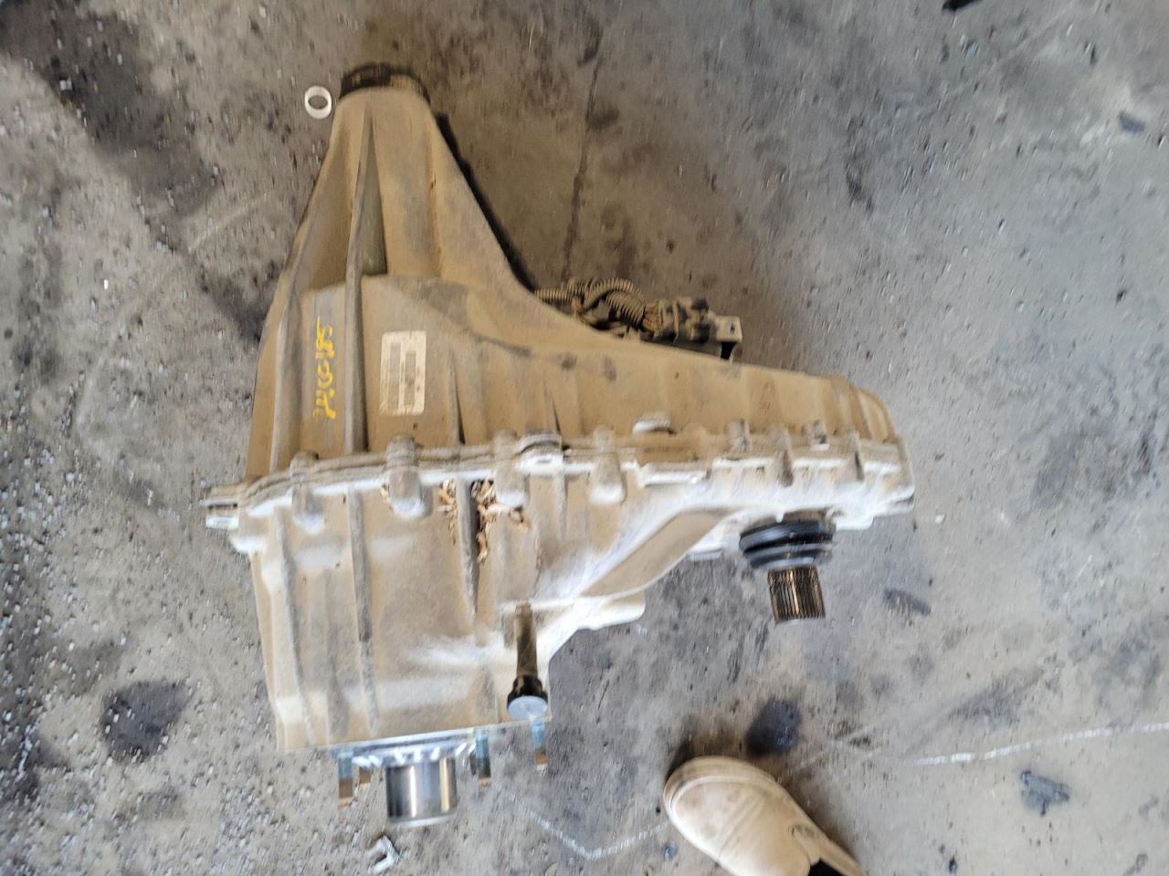 Transfer Case Model Bw 44-46 Electric Shift Fits 19-22 DODGE 2500 PICKUP 2028468