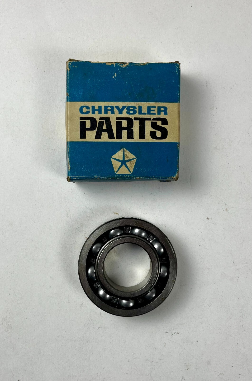 NOS Mopar Output Shaft Bearing 1965-74 A727 Torqueflite Transmission #2466224