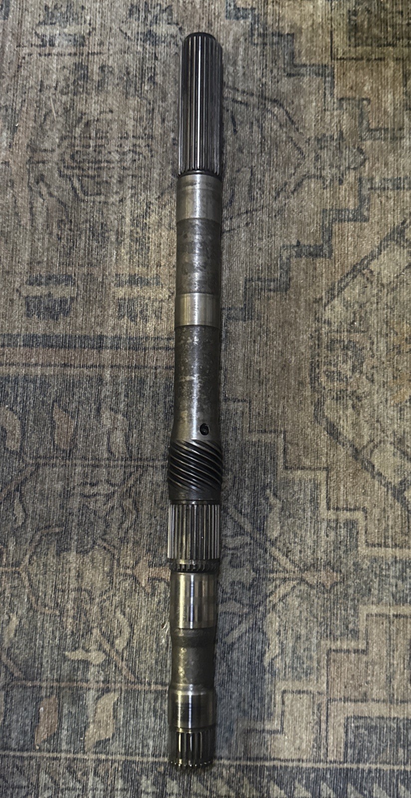 TH350 TURBO TRANSMISSION MAIN OUT PUT SHAFT 18 1/2 LONG FOR 9 IN TAILHOUSING