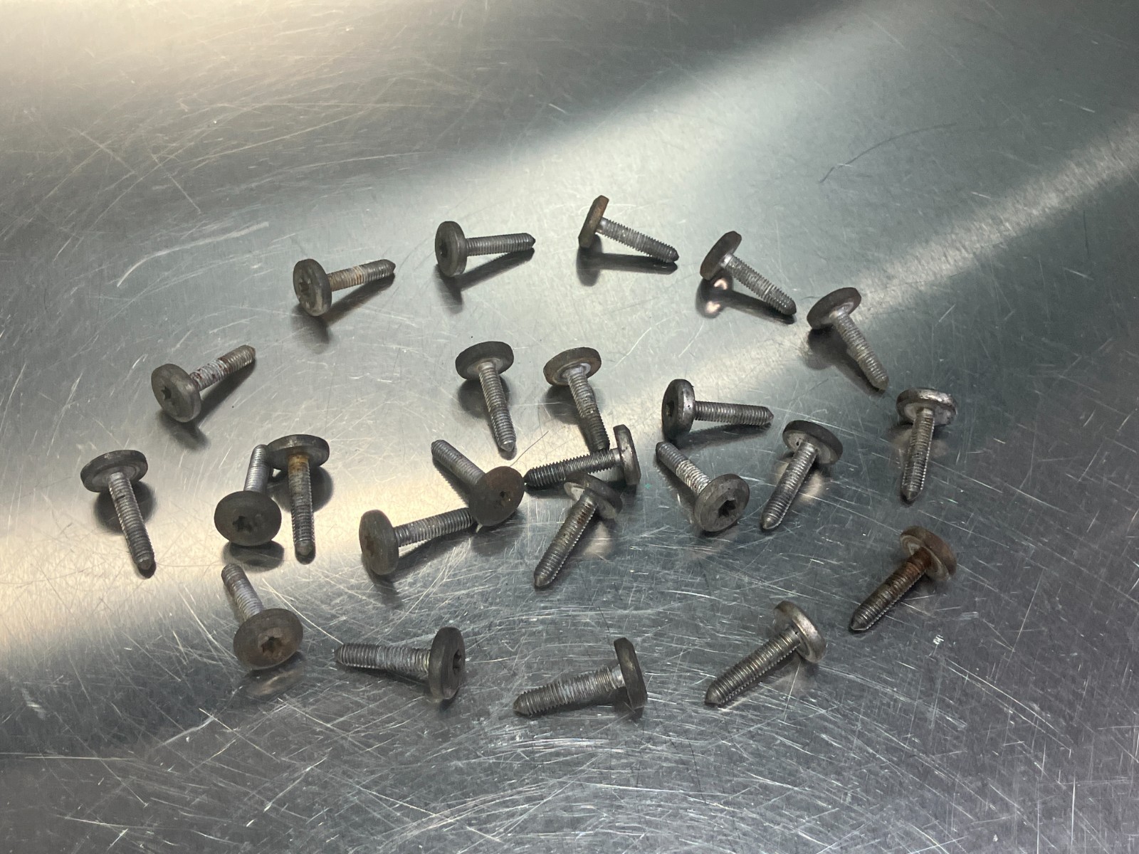 07-2013 bmw 328i 335i e90 e92 e93 automatic transmission oil pan bolt set of 21