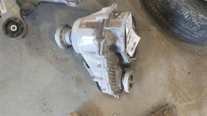 Transfer Case 3.6L Fits 15-20 300 2400843