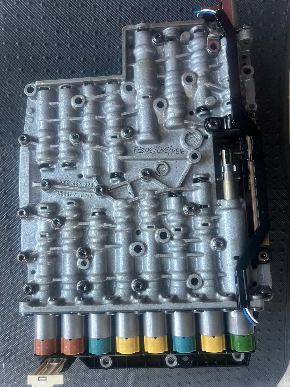 2011 BMW 750Li 750i F01 4.4L Transmission Valve Body TCU TCM Mechatronics
