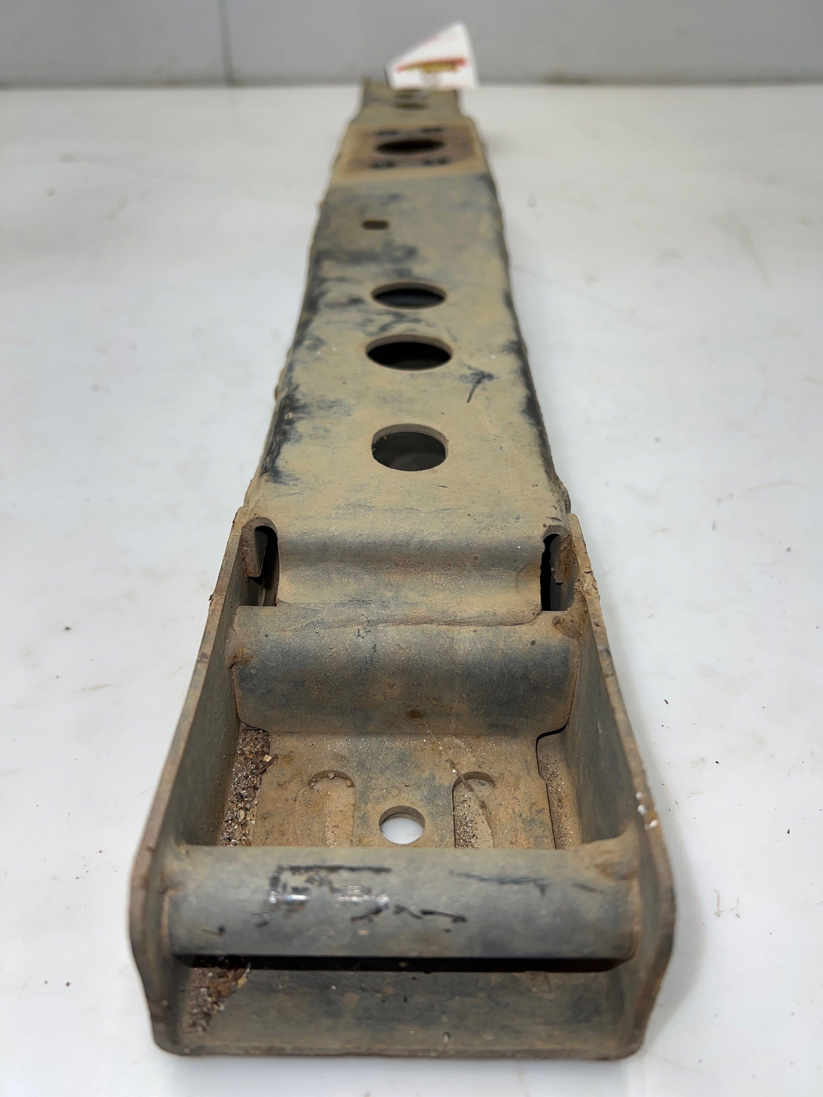 2000 – 2004 Toyota Tundra 4×4 Transmission Crossmember Subframe OEM 51203-0C020