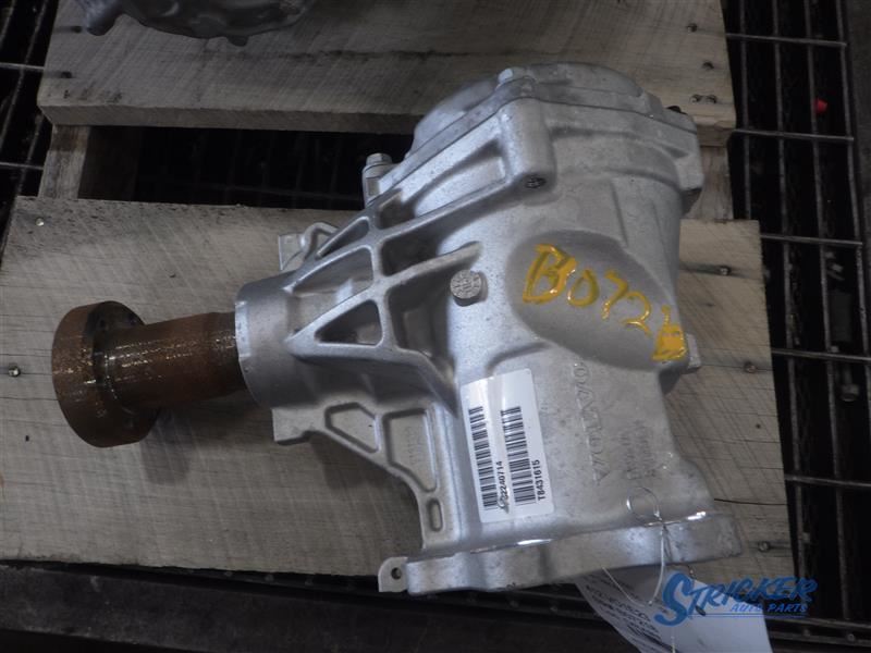 2023 XC40 Transfer Case 1153567