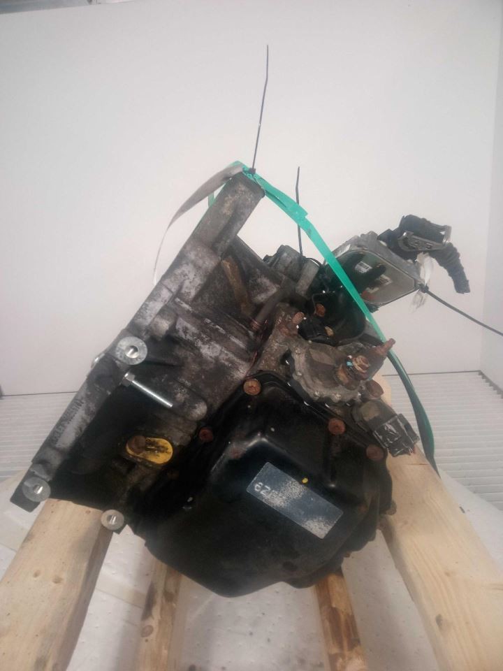 Automatic Transmission FWD Opt M09 Fits 05-06 EQUINOX 754439