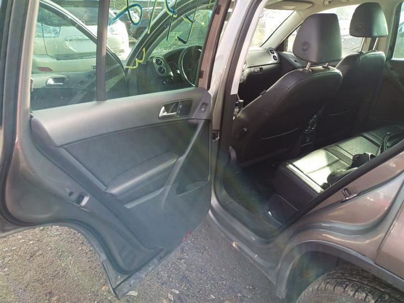 FWD Automatic Transmission from 2010 Volkswagen Tiguan 2.0L 10240677