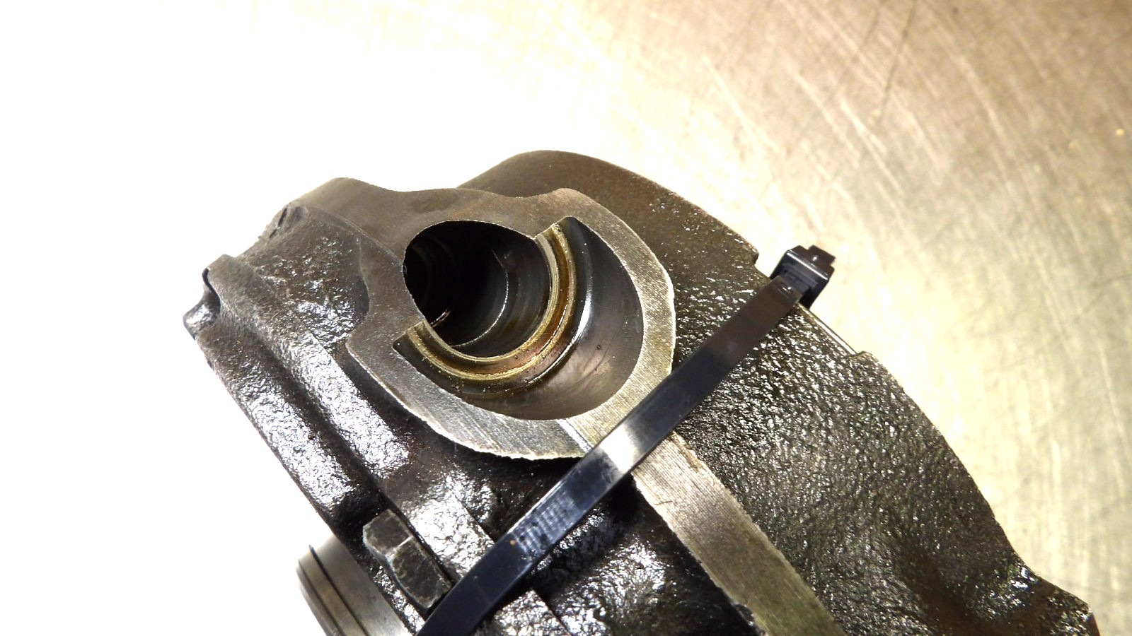 GM Jetaway Automatic Transmission ” Front Pump Assembly ” Very Good