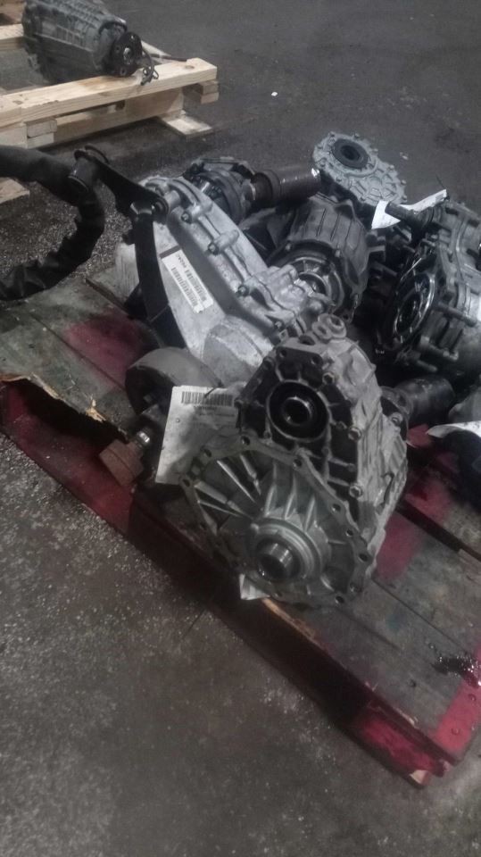 Transfer Case Automatic Transmission Fits 03-08 INFINITI FX SERIES 390594