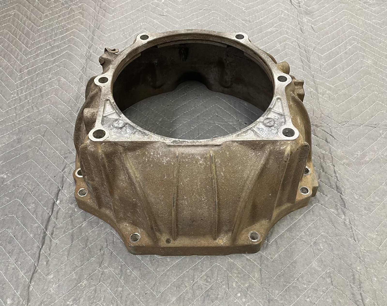 OEM TOYOTA LAND CRUISER SEQUOIA TUNDRA 2UZFE A343F 4.7 V8 TRANSMISSION HOUSING