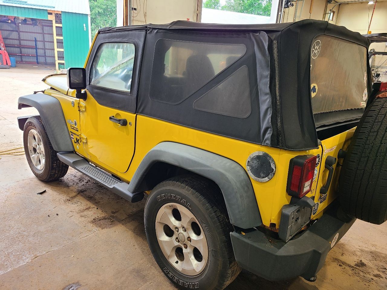 Manual Transmission 3.8L 4WD Fits 11 WRANGLER 671379