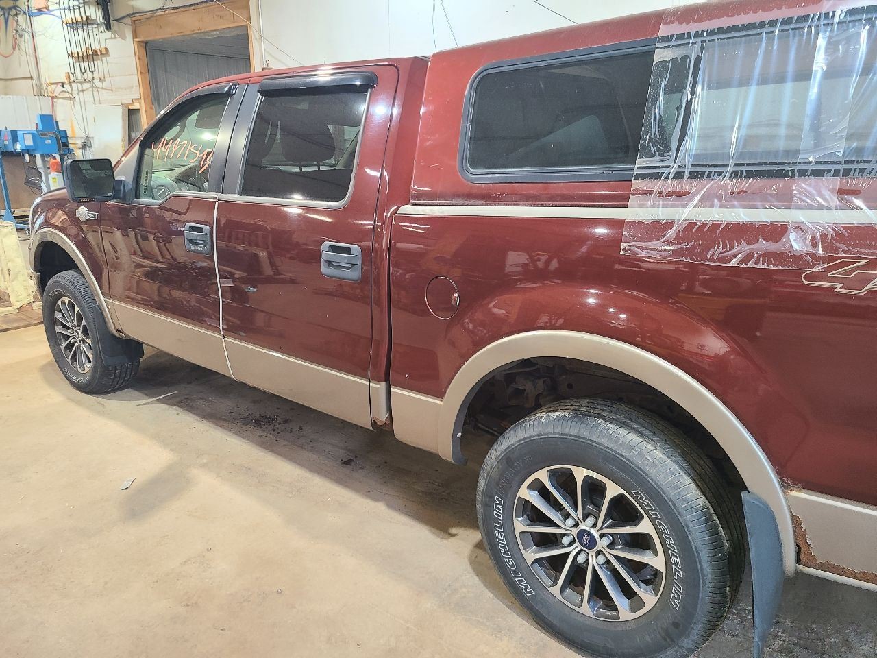 F150 2005 Crossmember Transmission 666959