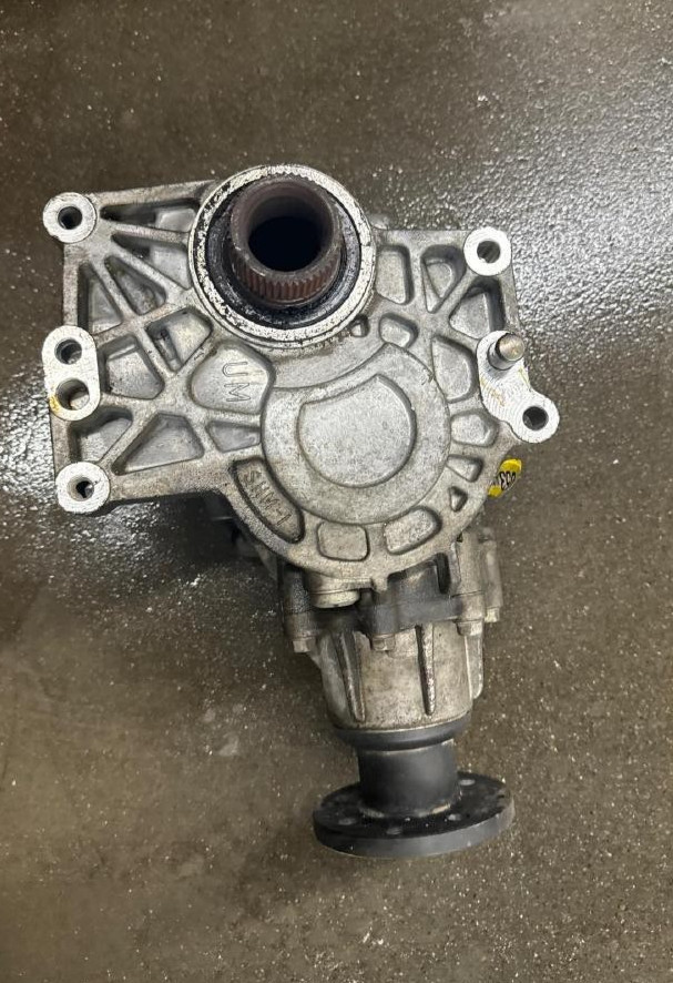 2016-2018 Kia Sorento Transfer Case Assembly 3.3L OEM