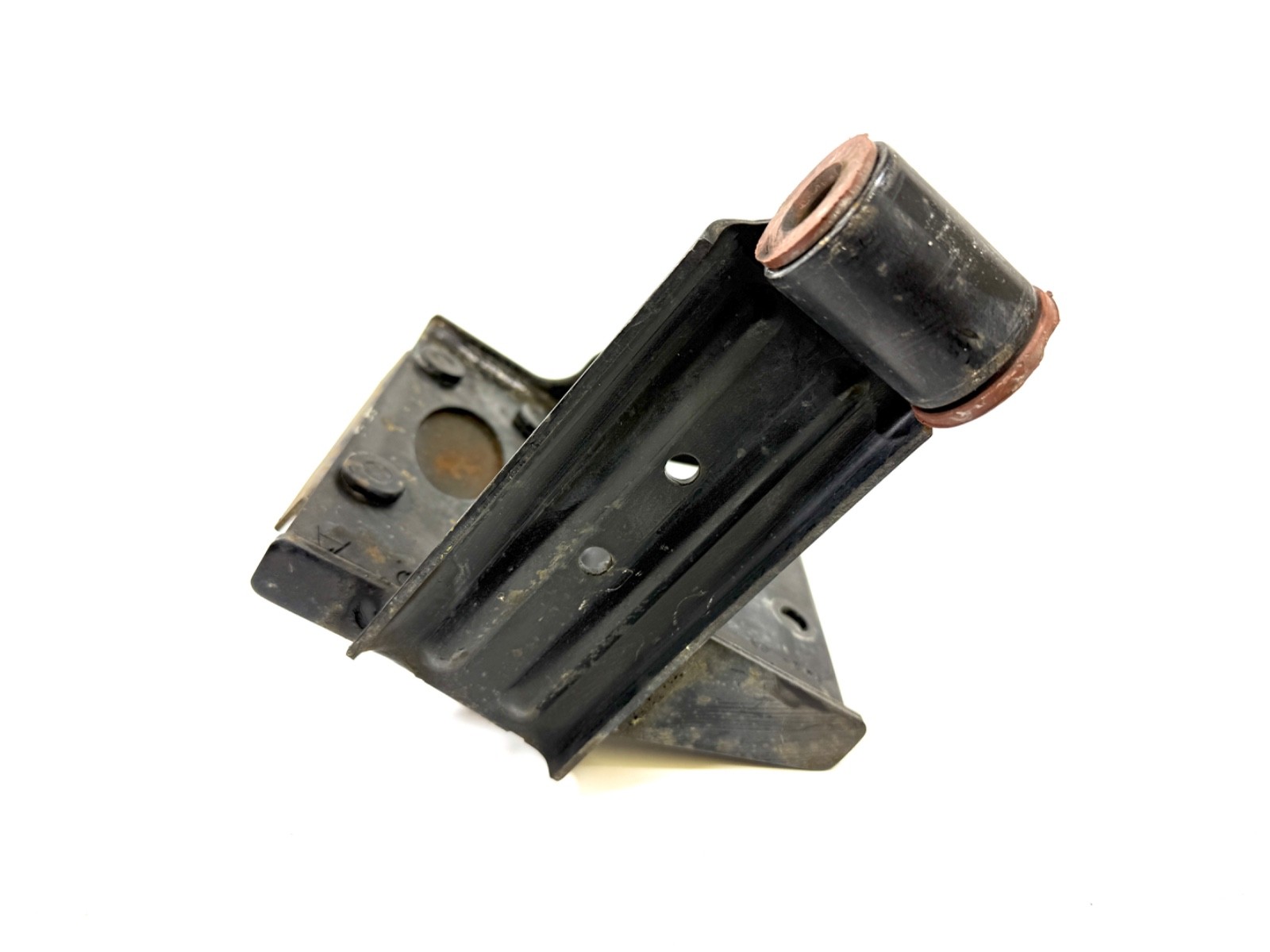 Jeep TJ Wrangler 4.0L Automatic Transmission Mount Bracket 2003-2005 2006
