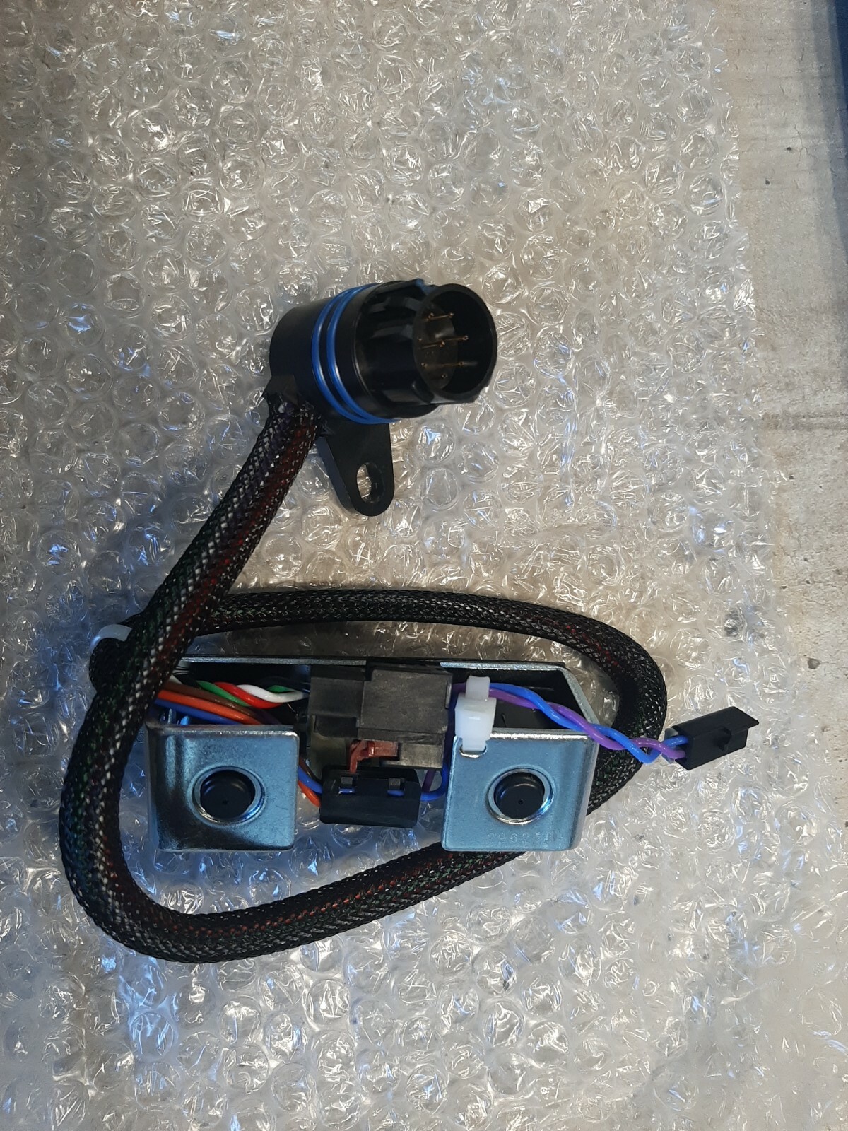 ROSTRA 42RE/44RE/46RE/47RE/48RE DODGE Lock Up Overdrive Solenoid 2000-Up