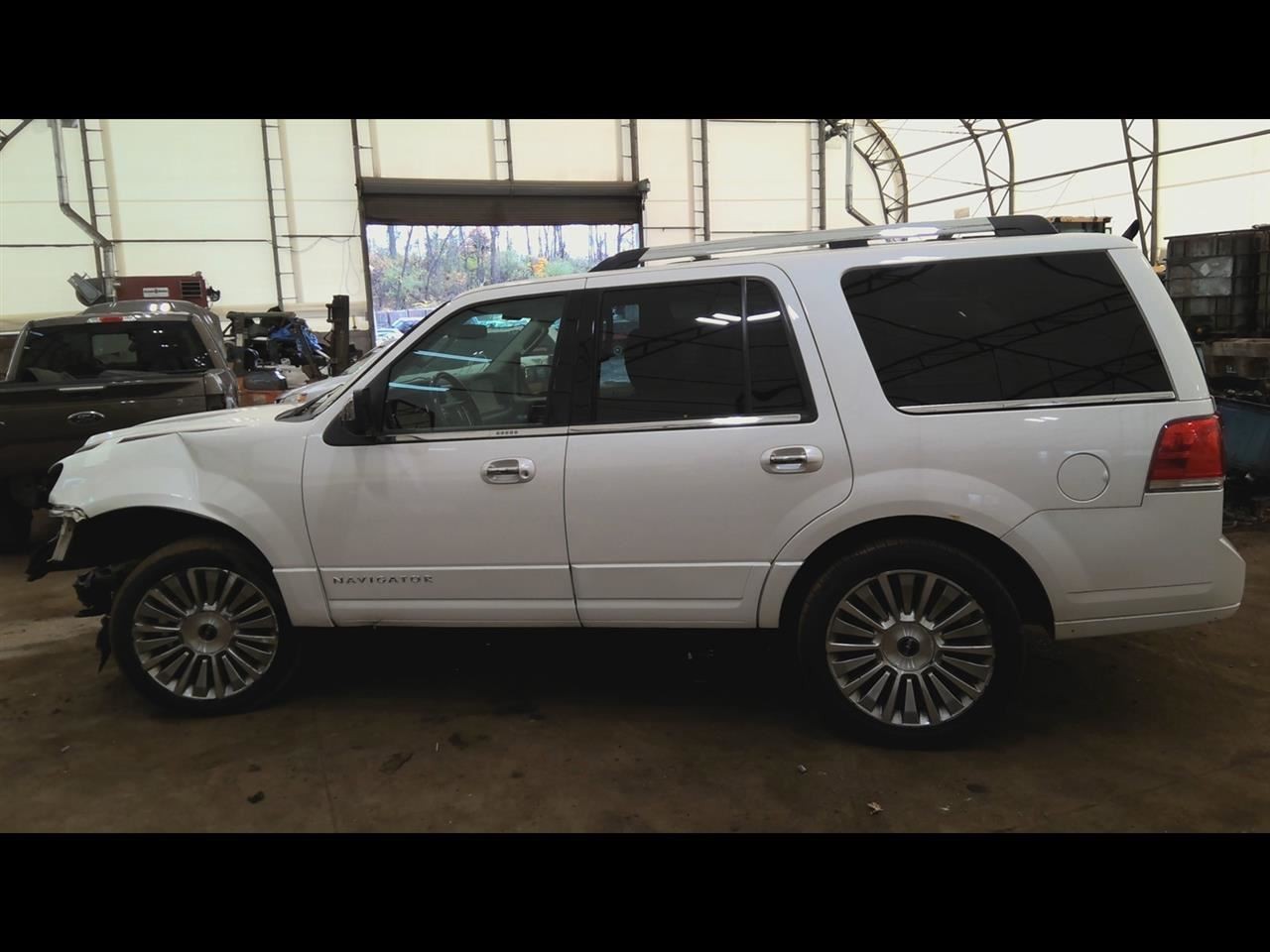 Transfer Case Fits 15-17 NAVIGATOR 6837660
