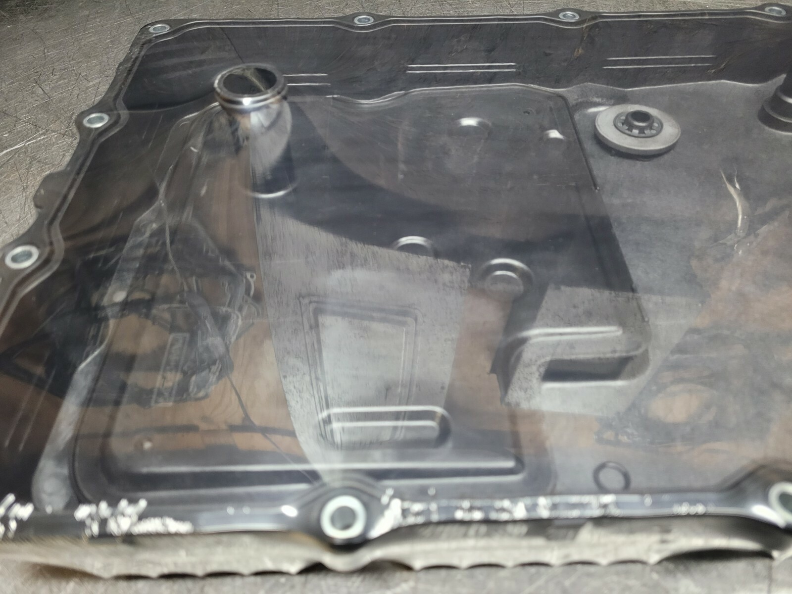 A8LR1/A8TR1: Filter & Pan Assembly (12-Up) 45280-4F320 Hyundai 14 Holes