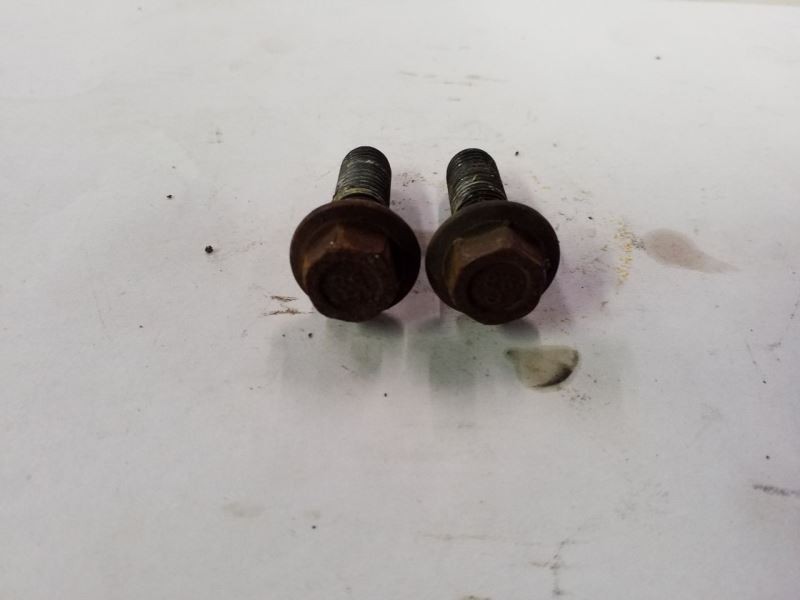 Transfer Case Tail Housing Bolts Qty 2 Fits 03 04 05 06 07 08 09 Ford F250 F350