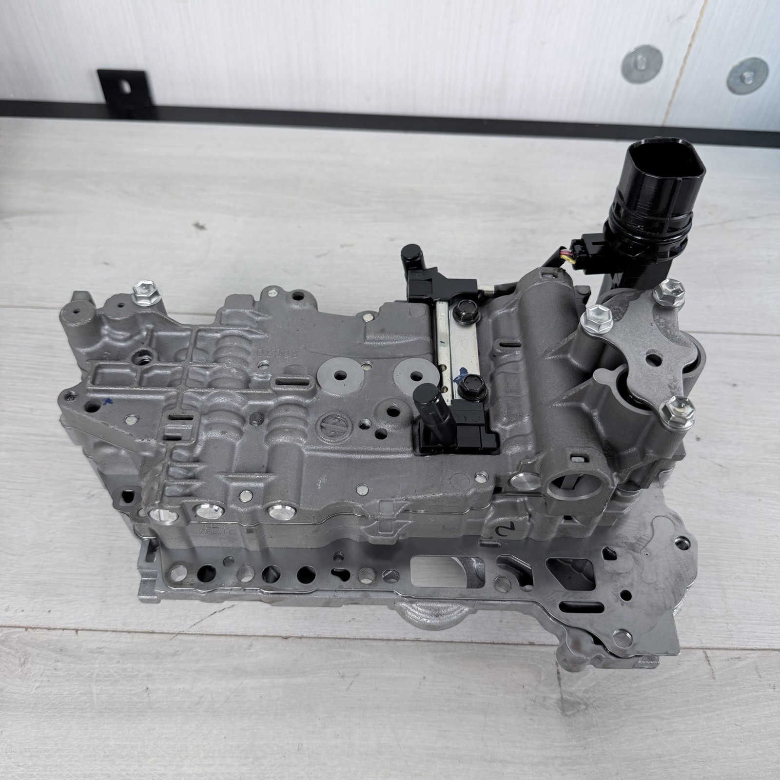 U660E U660 Transmission Valve Body for Lexus ES350 Toyota Highlander Camry RAV4
