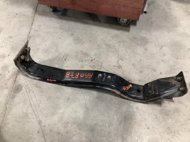 99 Ford F350 Super Duty USED 7.3L 4×2 Transmission Crossmember Mount