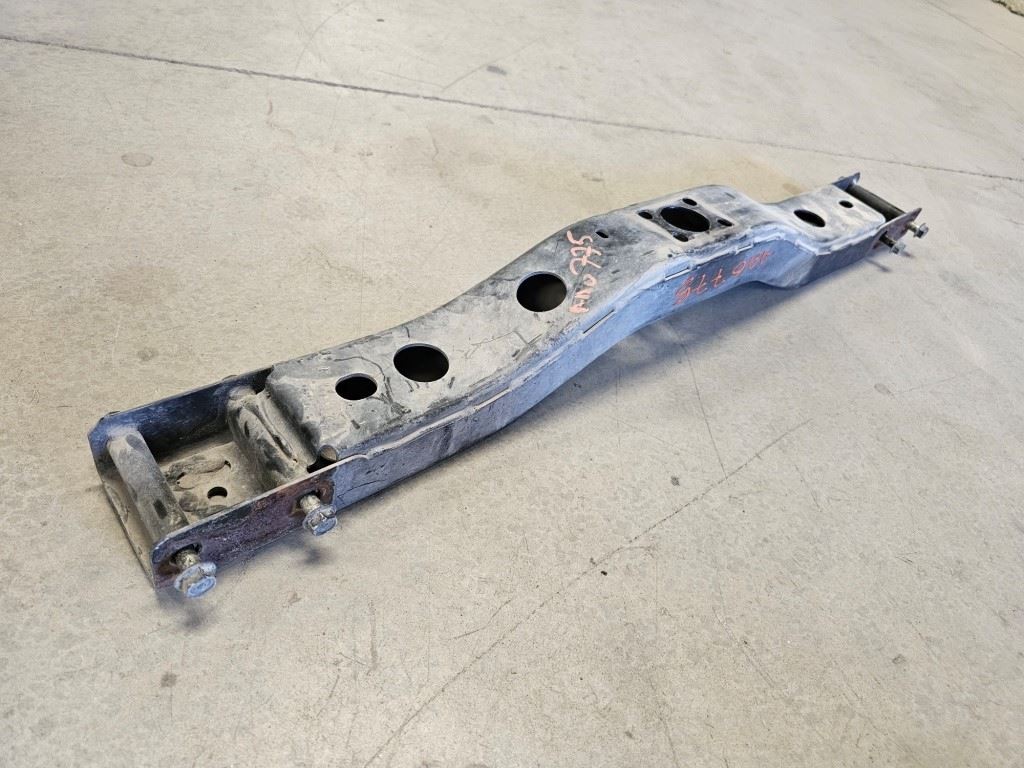 06 Toyota Tundra 4.0L 6cyl 4×2 Automatic Transmission Frame Mount Crossmember
