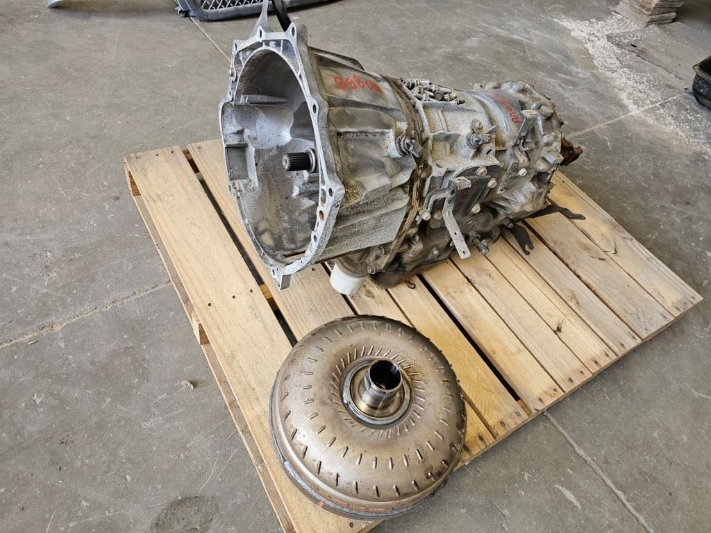 USED 2002 Silverado C3500 DIESEL AUTOMATIC ALLISON TRANSMISSION 2WD 262k Ship
