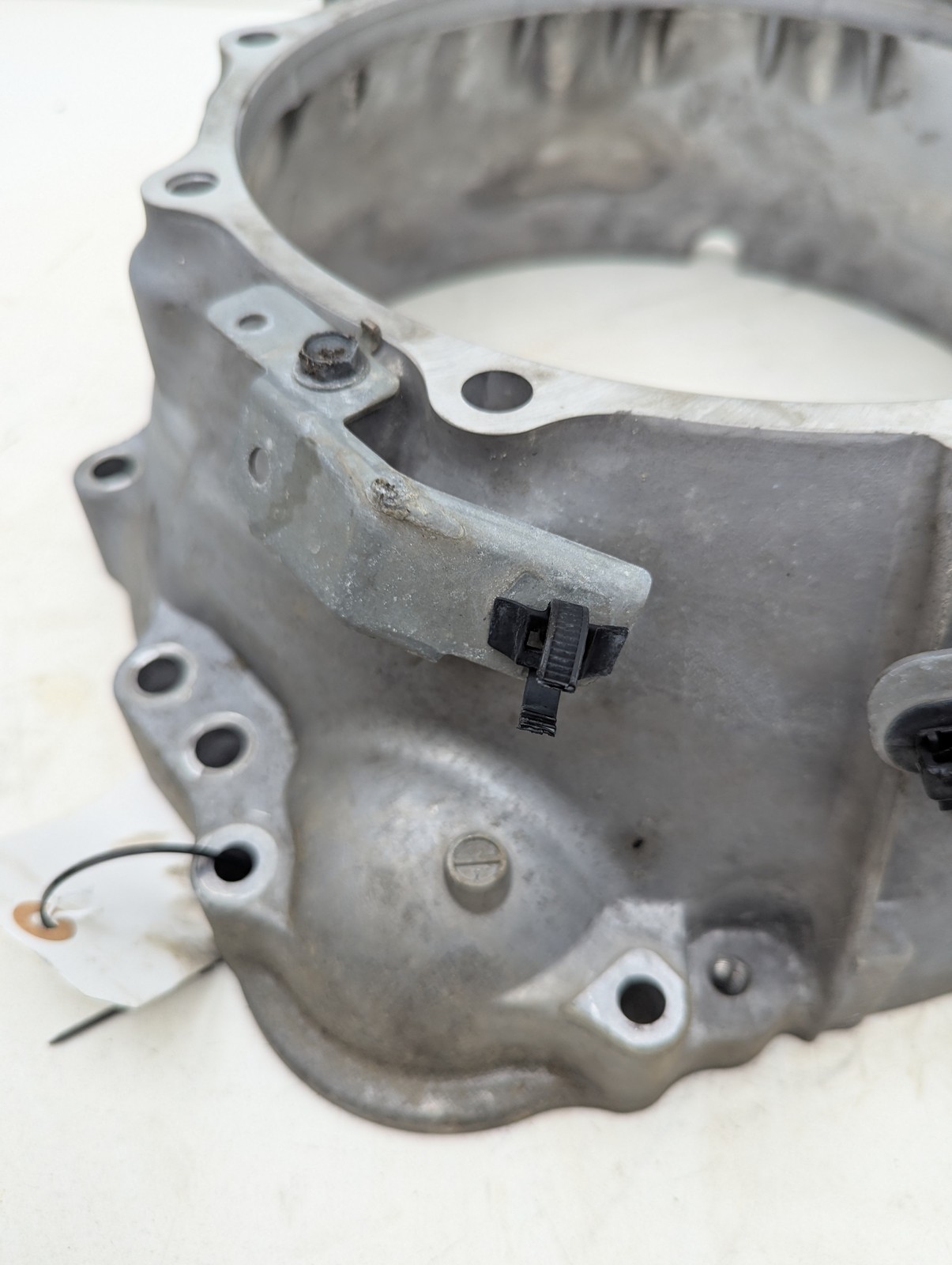 08-13 G37 09-20 A/T BELL HOUSING CONVERTER HOUSING RWD