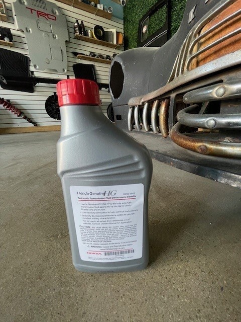 (2) Honda OEM Automatic Transmission Fluid ATF DW-1 08200-9008 same as dealer