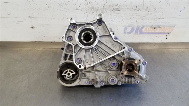 17-20 JAGUAR F PACE F-PACE OEM 2.0L TRANSFER CASE GX637K780BD