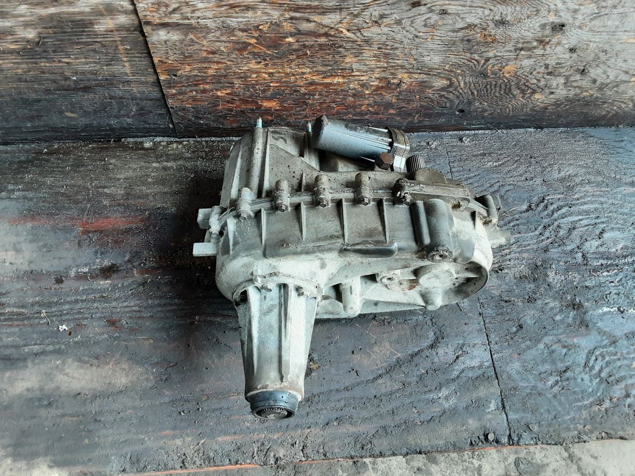 Transfer Case Model NV243 Electric Shift Fits 06-12 DODGE 1500 PICKUP 667608